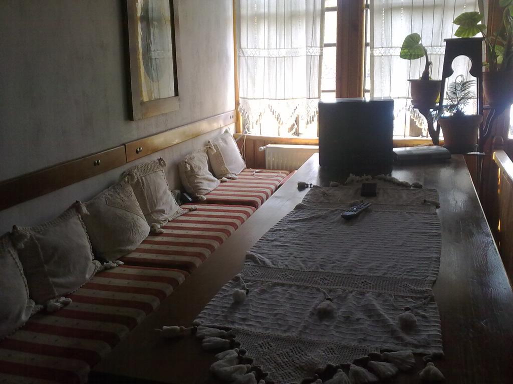 Guesthouse Peyna Ngoại thất bức ảnh